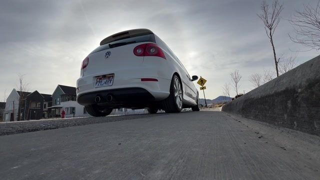2008 Volkswagen R32 VIN: WVWKC71K58W021072 for Sale - Cars & Bids
