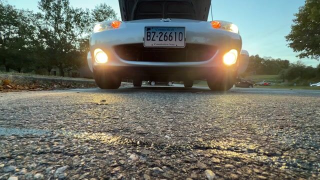 2004 Mazda MX-5 Miata LS VIN: JM1NB353040402515 for Sale - Cars & Bids
