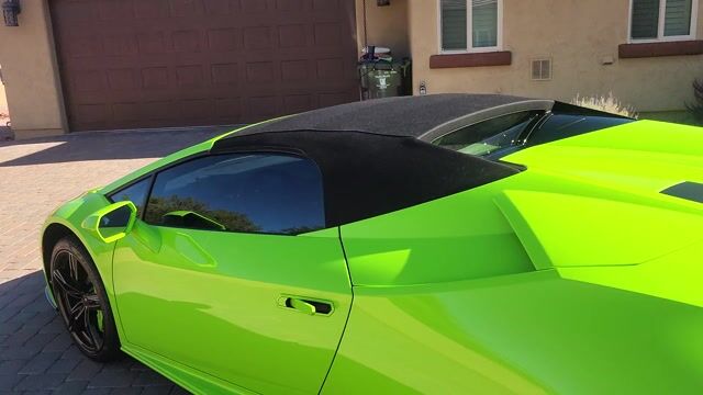 2021 Lamborghini Huracan EVO RWD Spyder VIN: ZHWUT5ZF8MLA17401 for
