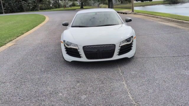 2012 Audi R8 Coupe VIN: WUADUAFG1CN002642 for Sale - Cars & Bids