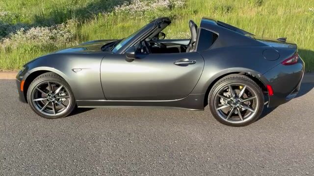 2021 Mazda MX-5 Miata RF Grand Touring VIN: JM1NDAM72M0458121 for