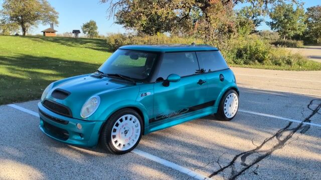 2005 Mini Cooper S VIN: WMWRE33495TD90689 for Sale - Cars & Bids