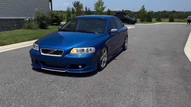 2004 Volvo S60R VIN: YV1RH52Y142368580 for Sale - Cars & Bids